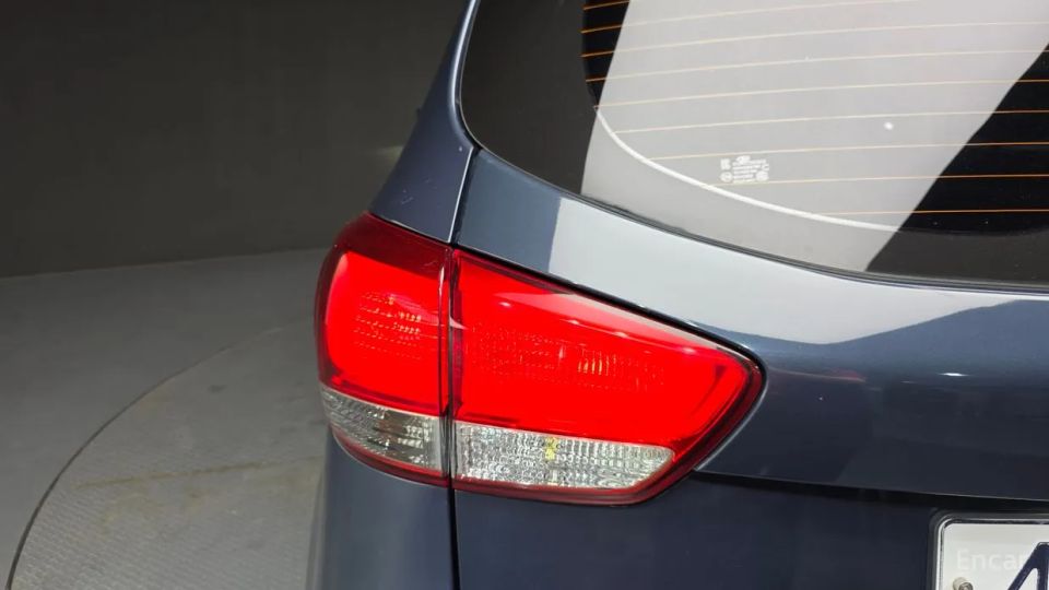 Kia Carens