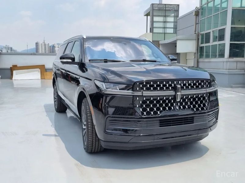 Lincoln Navigator