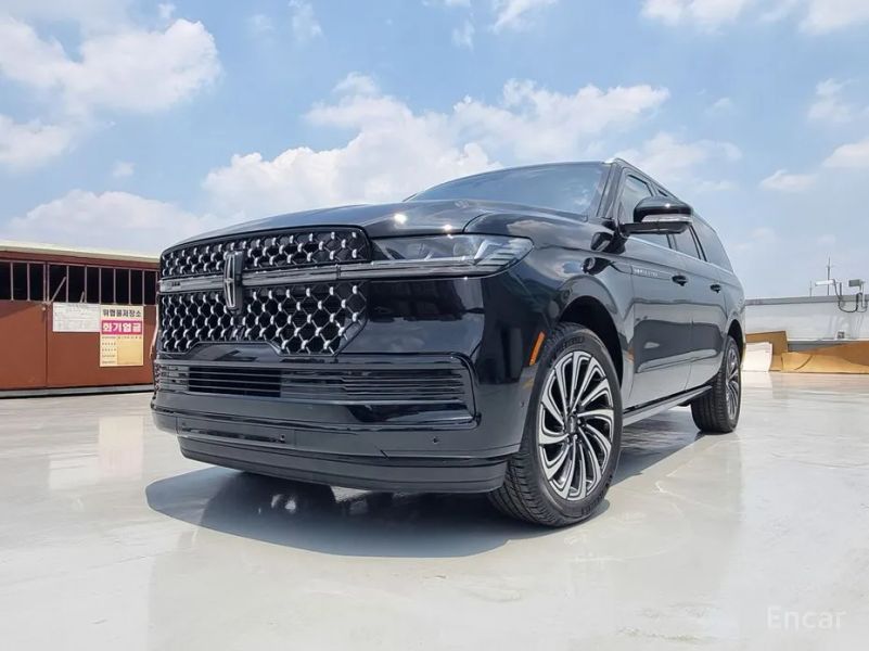 Lincoln Navigator