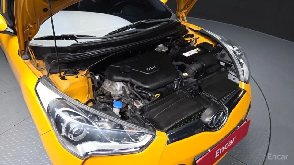 Hyundai Veloster