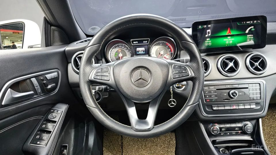 Mercedes-Benz CLA-Class
