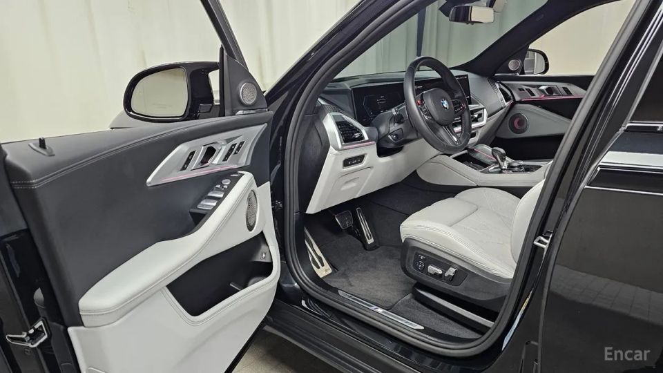 BMW XM