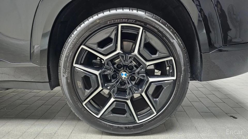 BMW XM