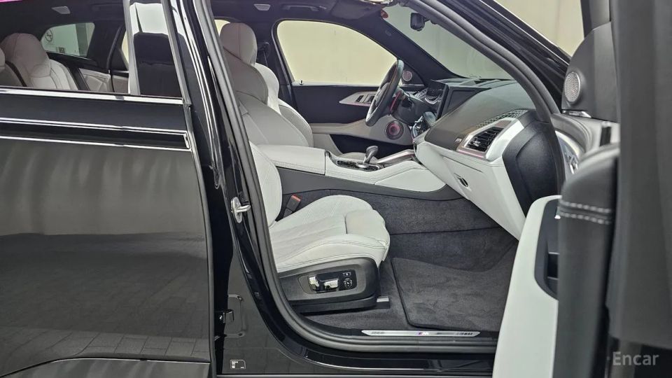 BMW XM