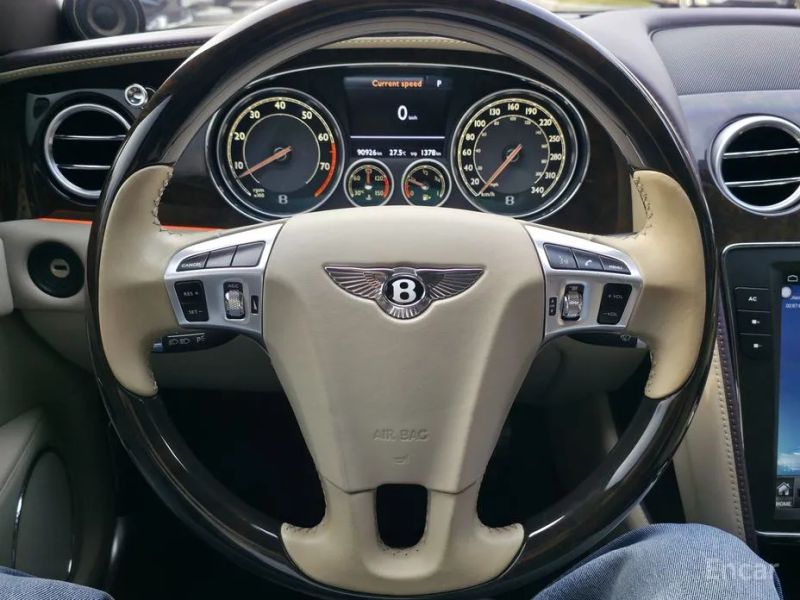 Bentley Flying Spur