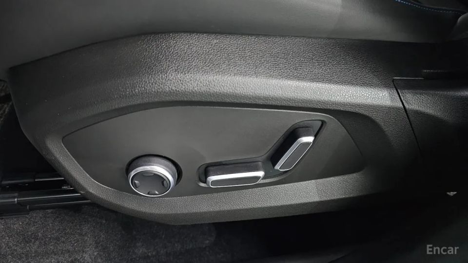 Renault-KoreaSamsung Grand Koleos