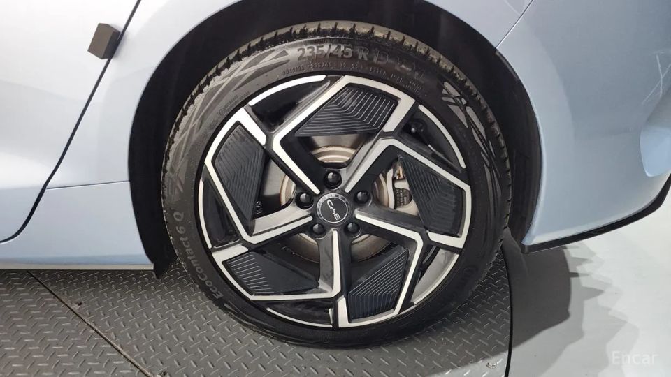 BYD Seal