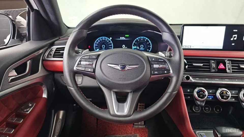 Genesis G70