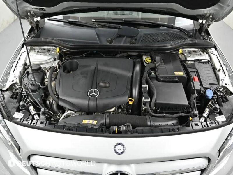 Mercedes-Benz GLA-Class