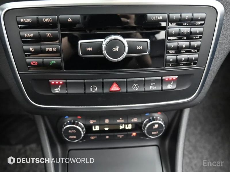 Mercedes-Benz GLA-Class