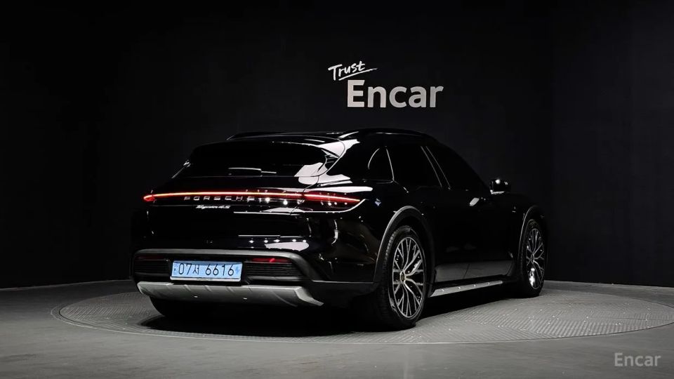 Porsche Taycan