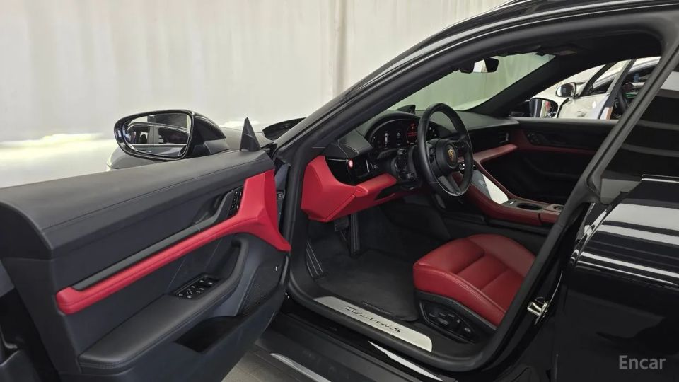 Porsche Taycan