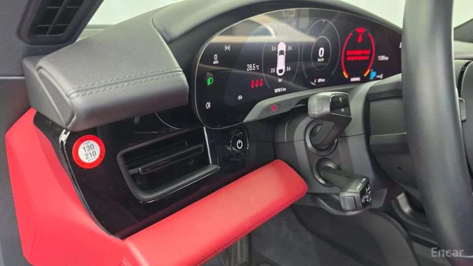 Porsche Taycan