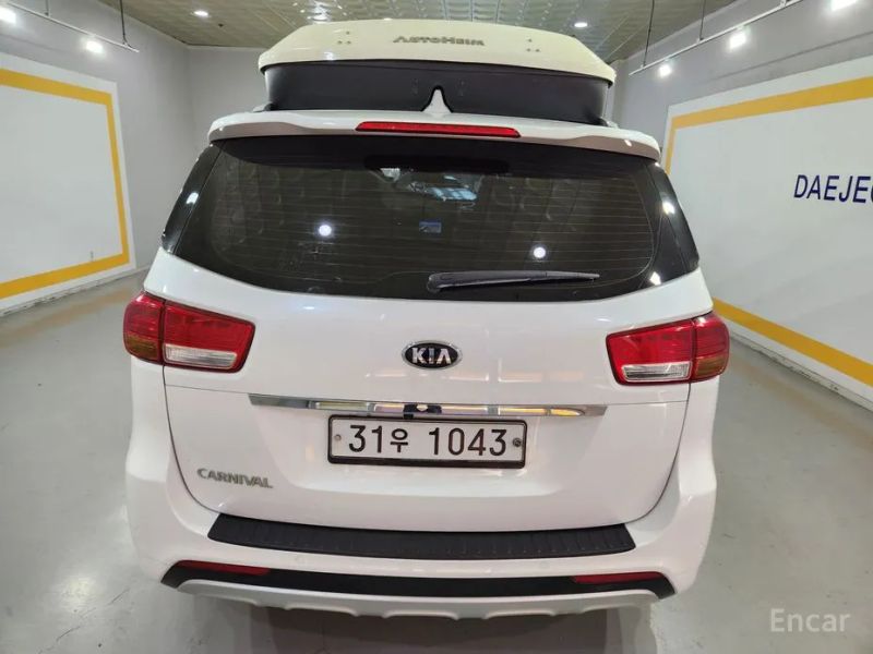 Kia Canival