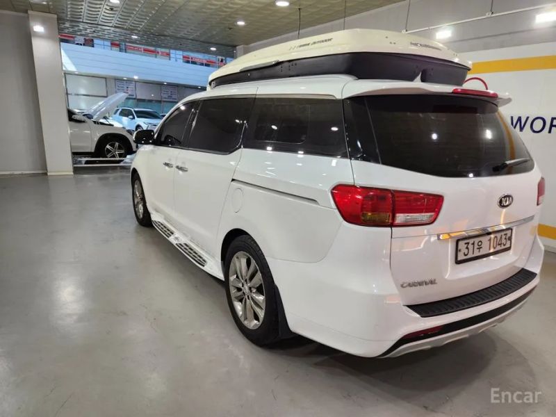 Kia Canival