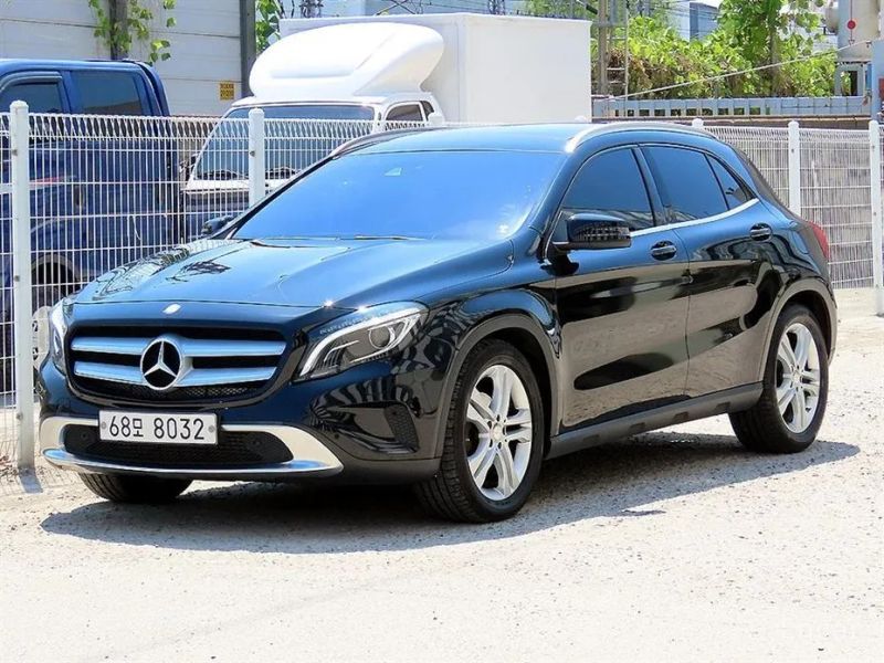 Mercedes-Benz GLA-Class