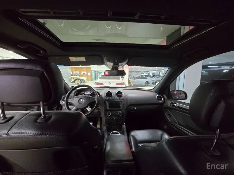Mercedes-Benz M-class