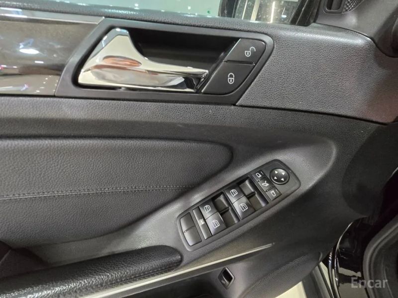 Mercedes-Benz M-class