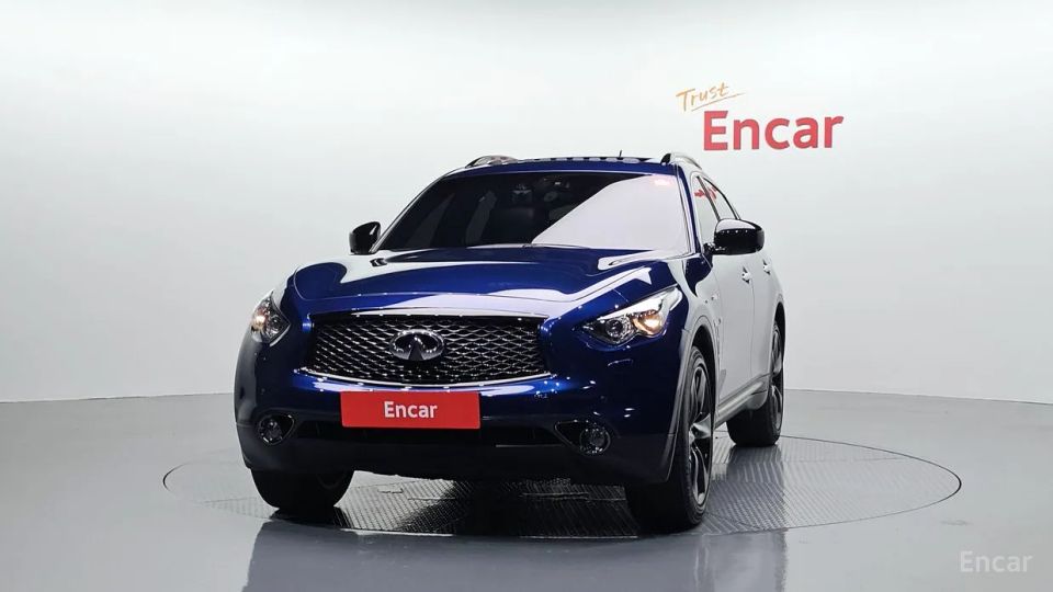 Infiniti QX70