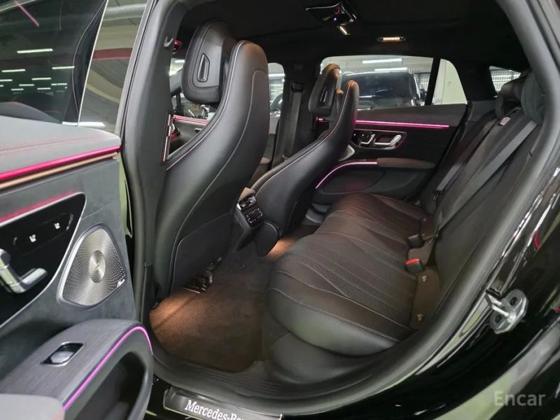 Mercedes-Benz EQS