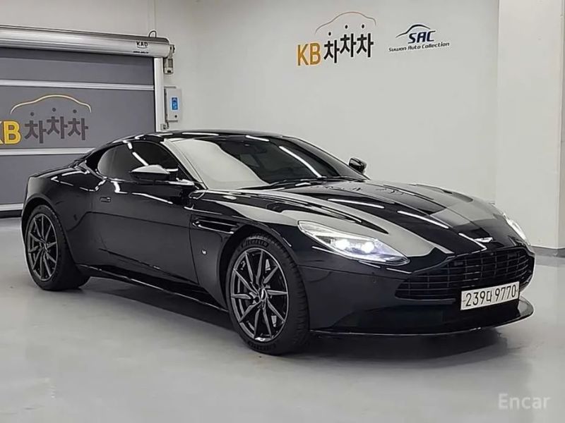 Astonmartin DB11