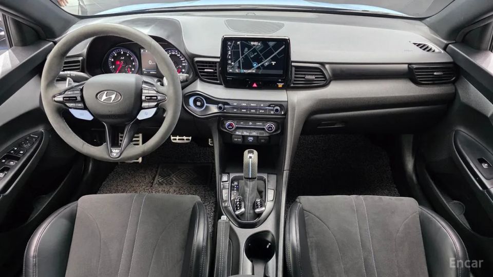 Hyundai Veloster