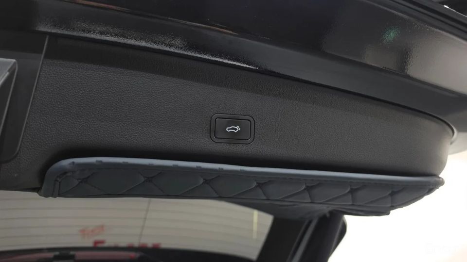 Renault-KoreaSamsung Grand Koleos