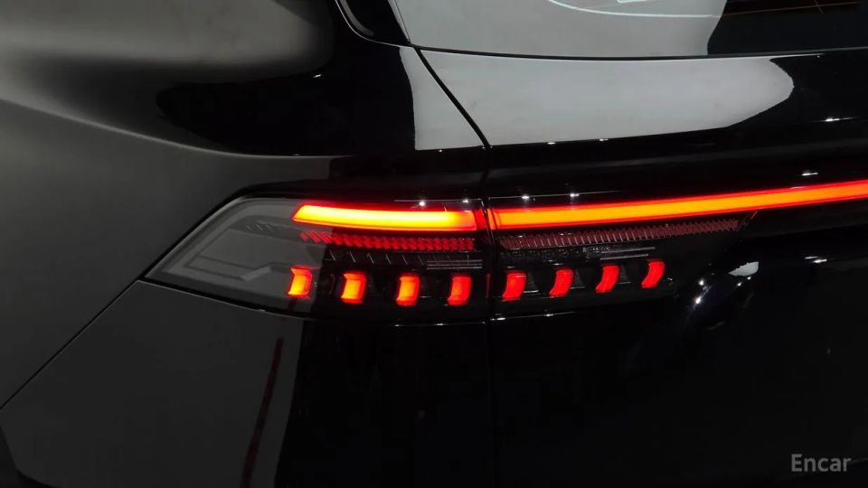 Renault-KoreaSamsung Grand Koleos