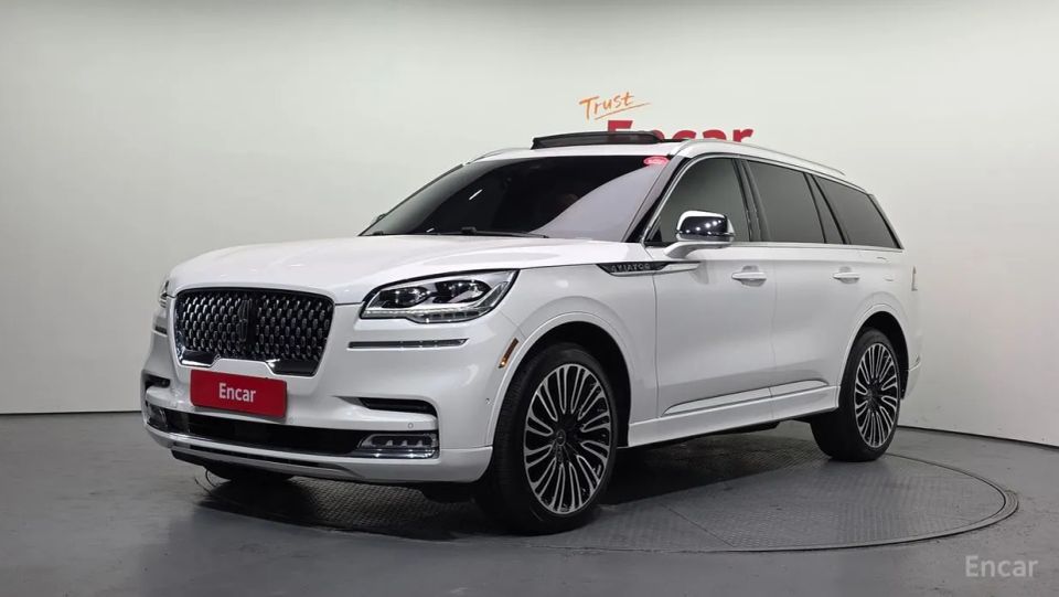 Lincoln Aviator