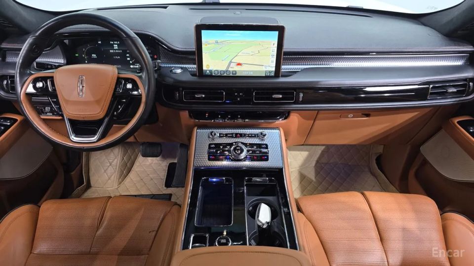 Lincoln Aviator