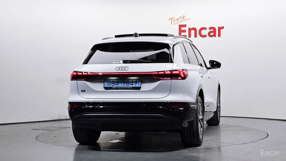 Audi Q6 e-tron