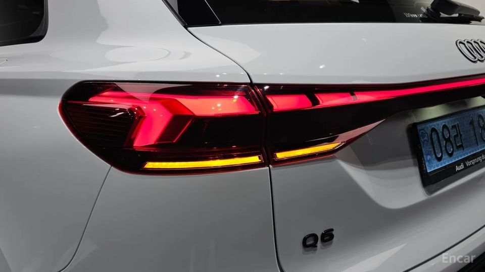 Audi Q6 e-tron