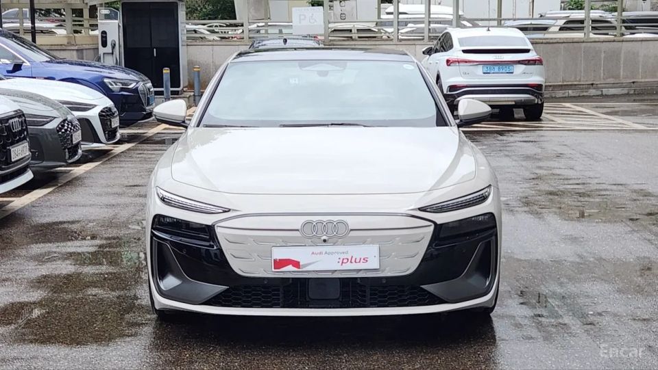 Audi A6 e-Tron