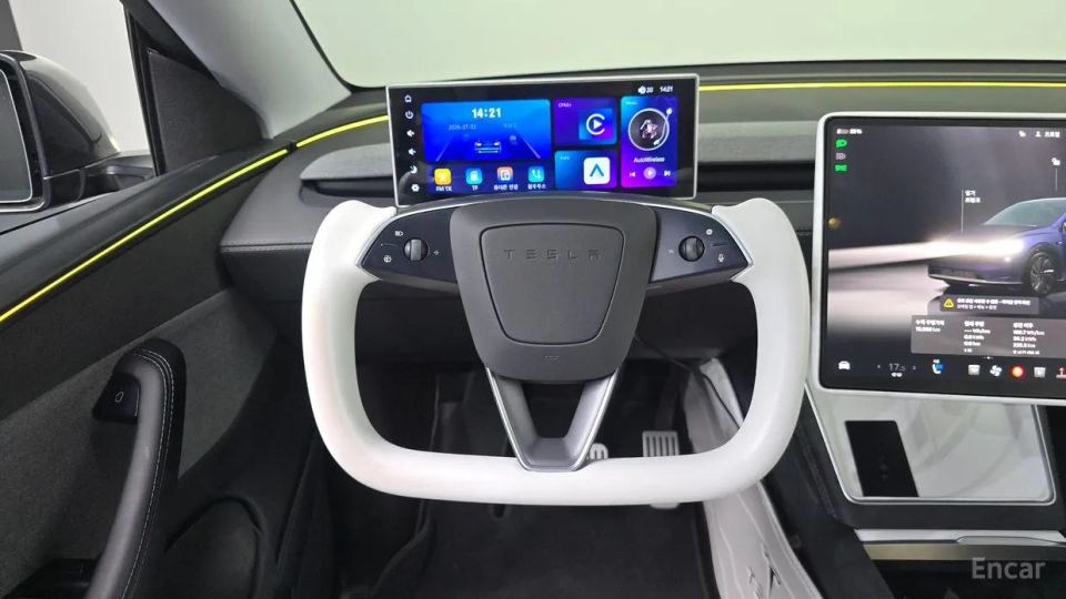 Tesla model-y