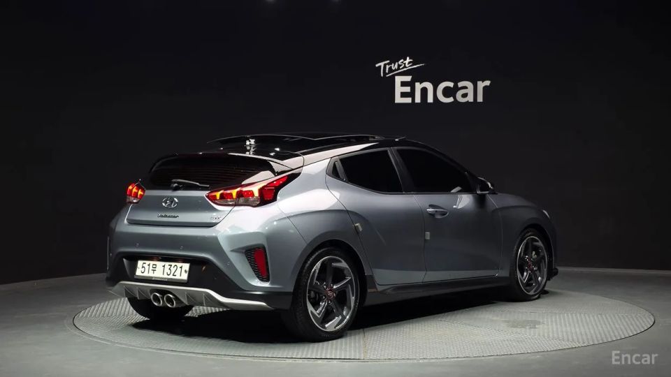 Hyundai Veloster