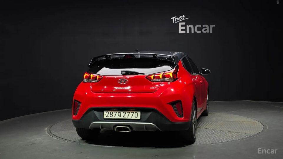Hyundai Veloster