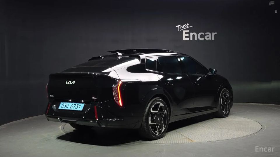 Kia EV4
