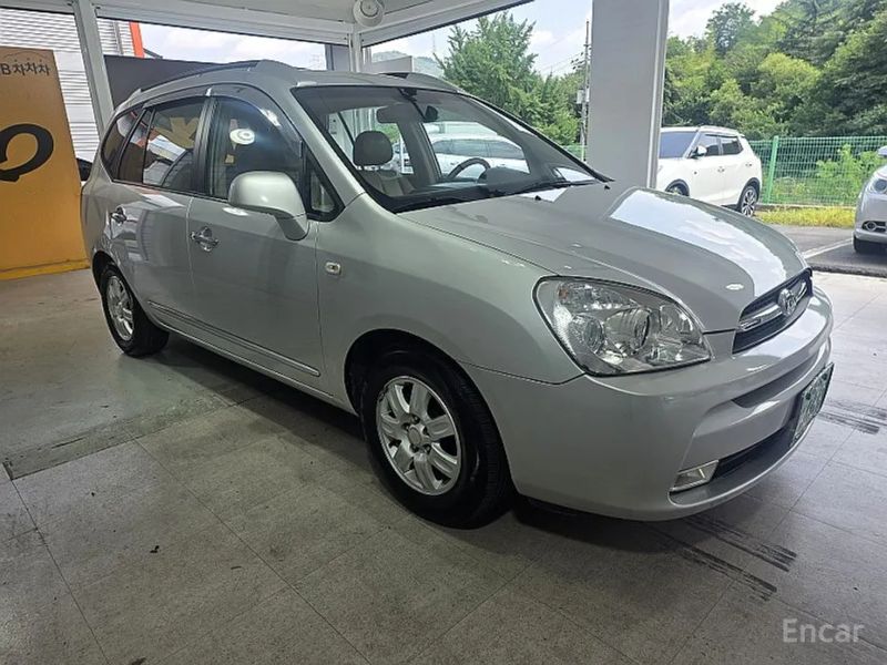 Kia Carens