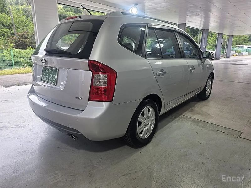 Kia Carens