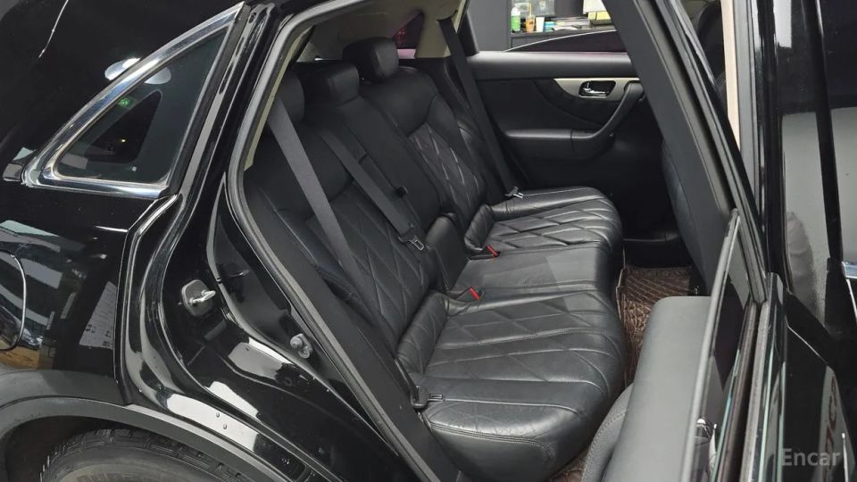 Infiniti FX