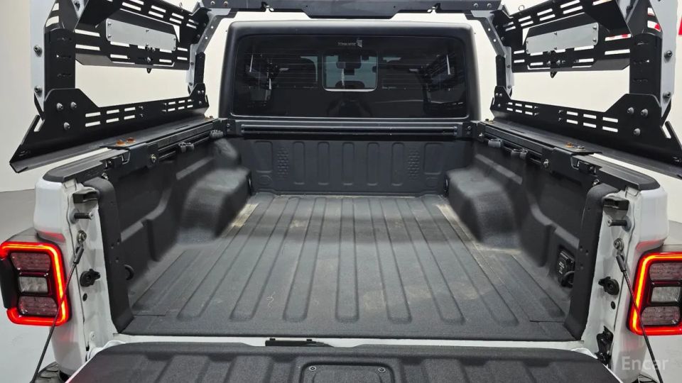 Jeep gladiator