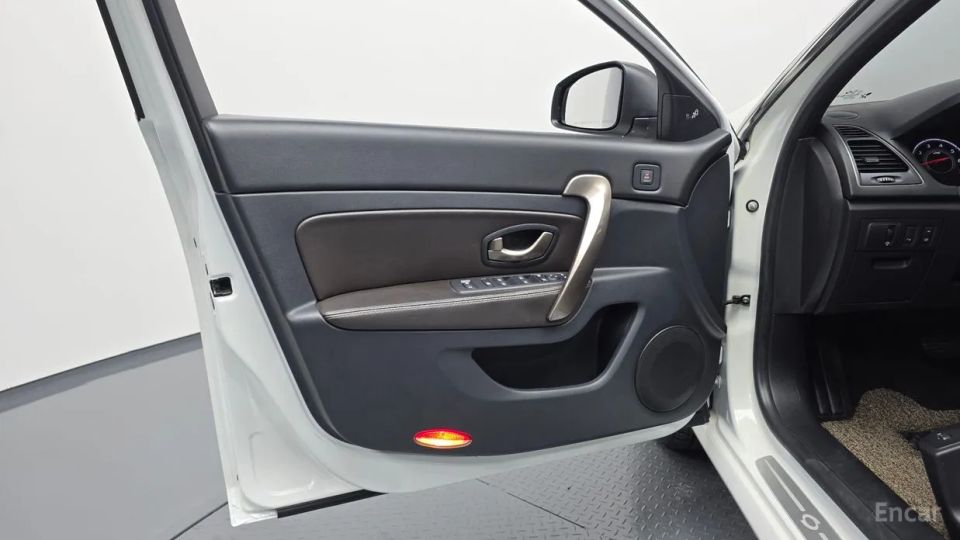 Renault-KoreaSamsung SM5