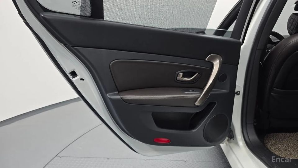Renault-KoreaSamsung SM5