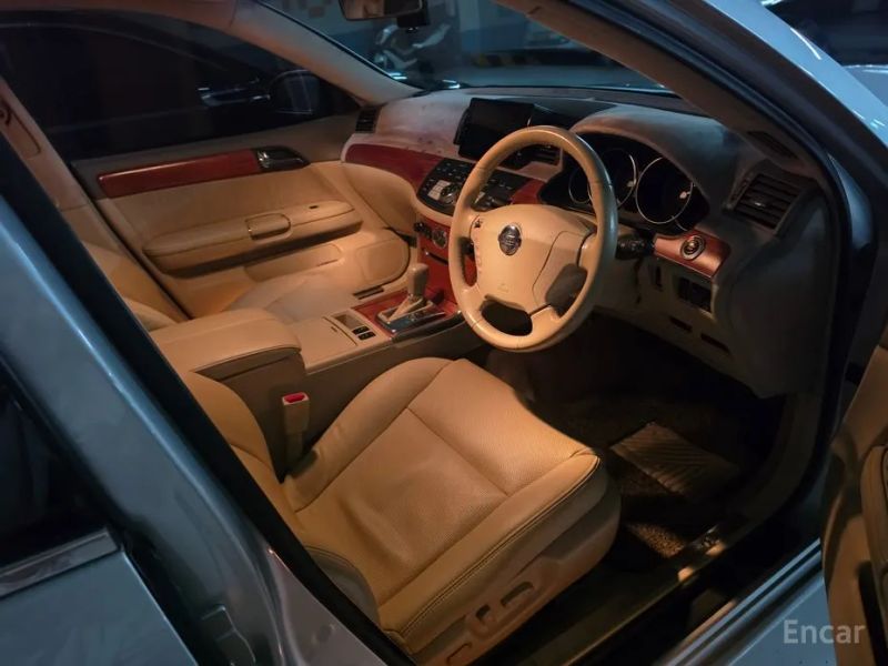 Mitsuoka Galue