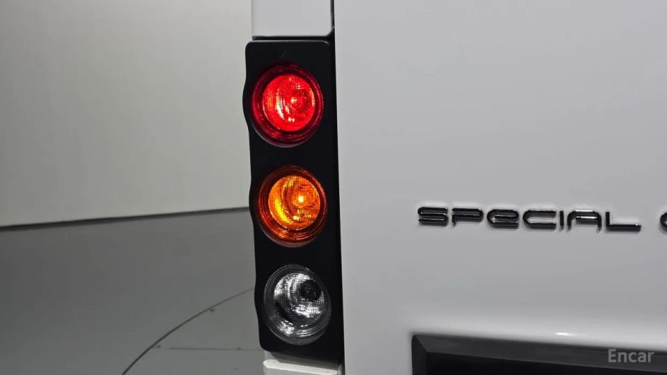 Geely SE-A2 Van