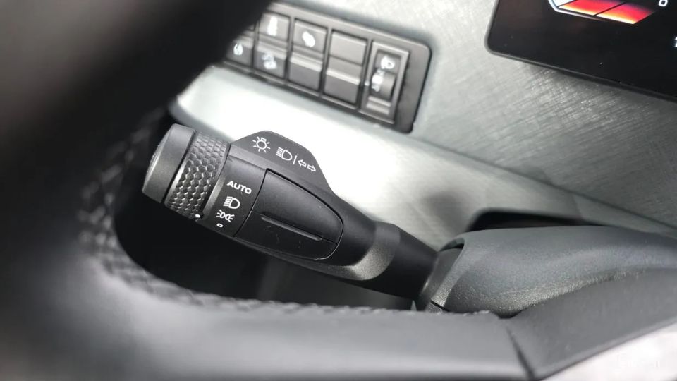 Geely SE-A2 Van