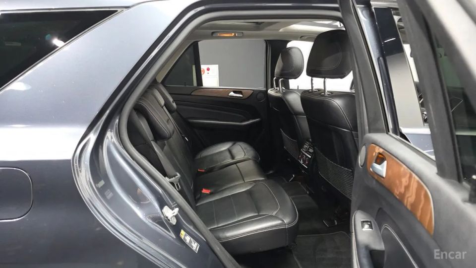 Mercedes-Benz M-class