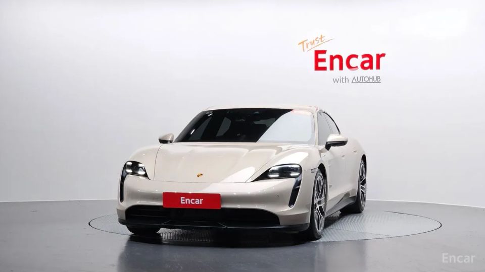 Porsche Taycan