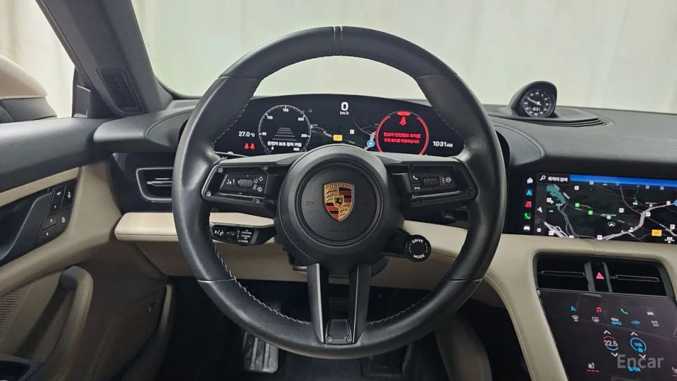 Porsche Taycan