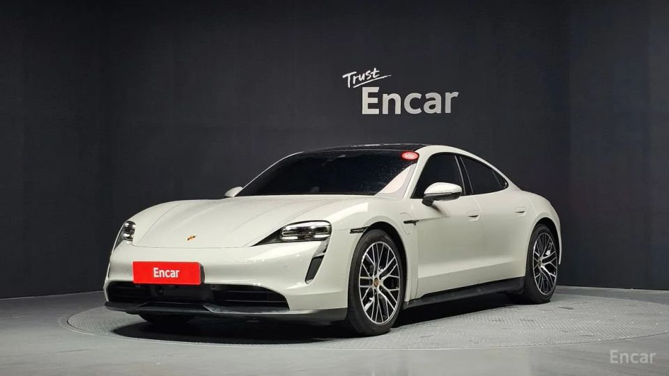 Porsche Taycan